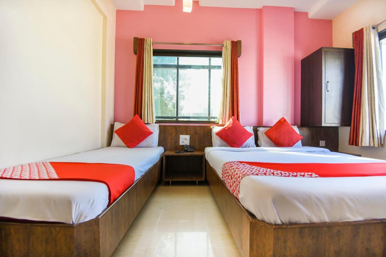 Sai Palkhi Hotel Shirdi Exterior photo
